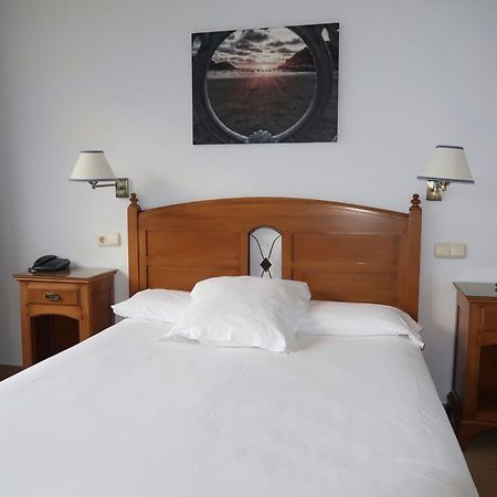 Hotel Gudamendi San Sebastian Bagian luar foto