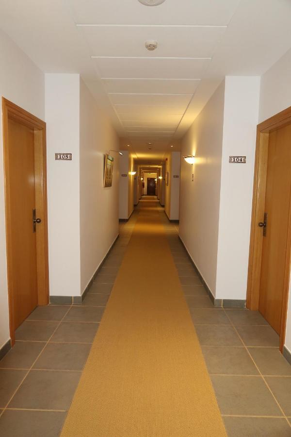 Hotel Gudamendi San Sebastian Bagian luar foto