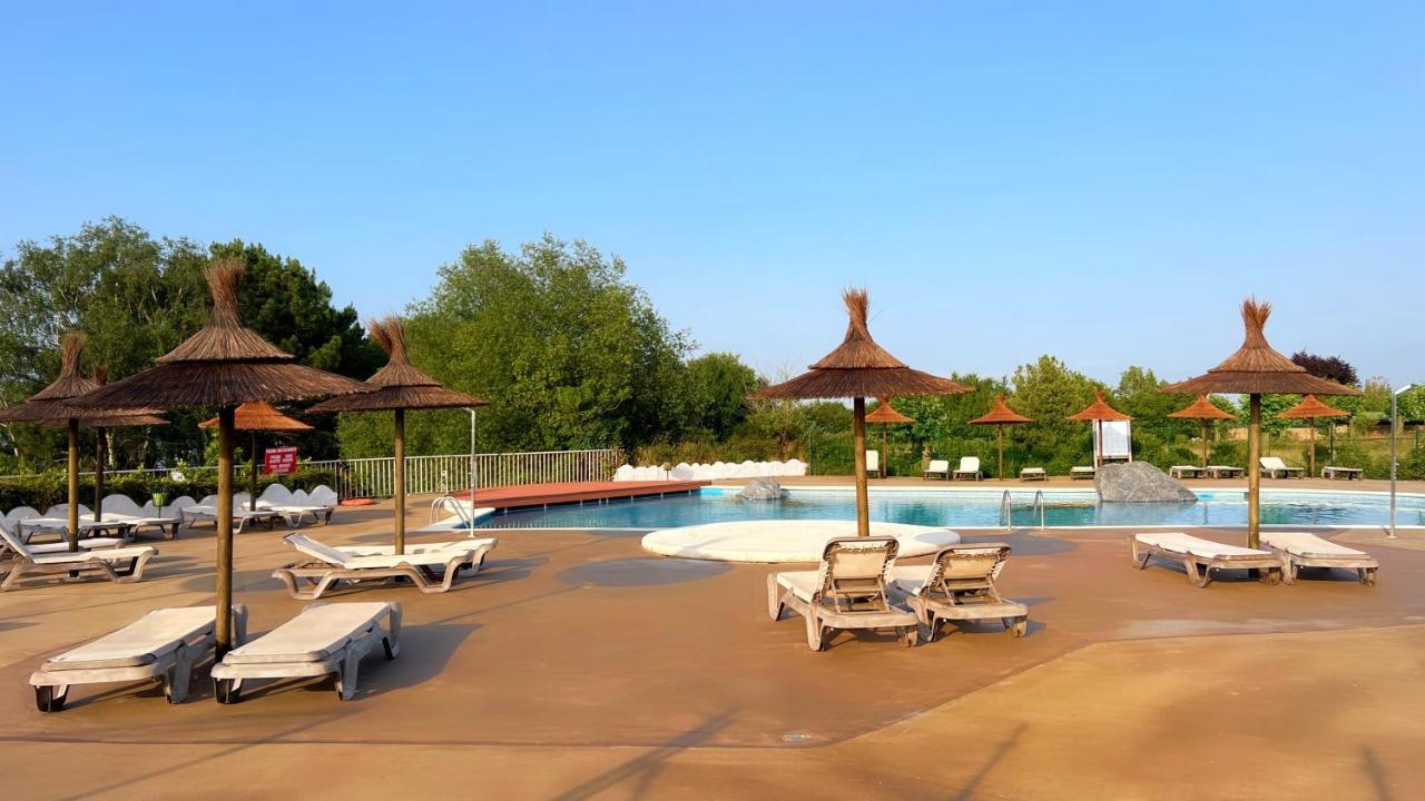 Hotel Gudamendi San Sebastian Bagian luar foto