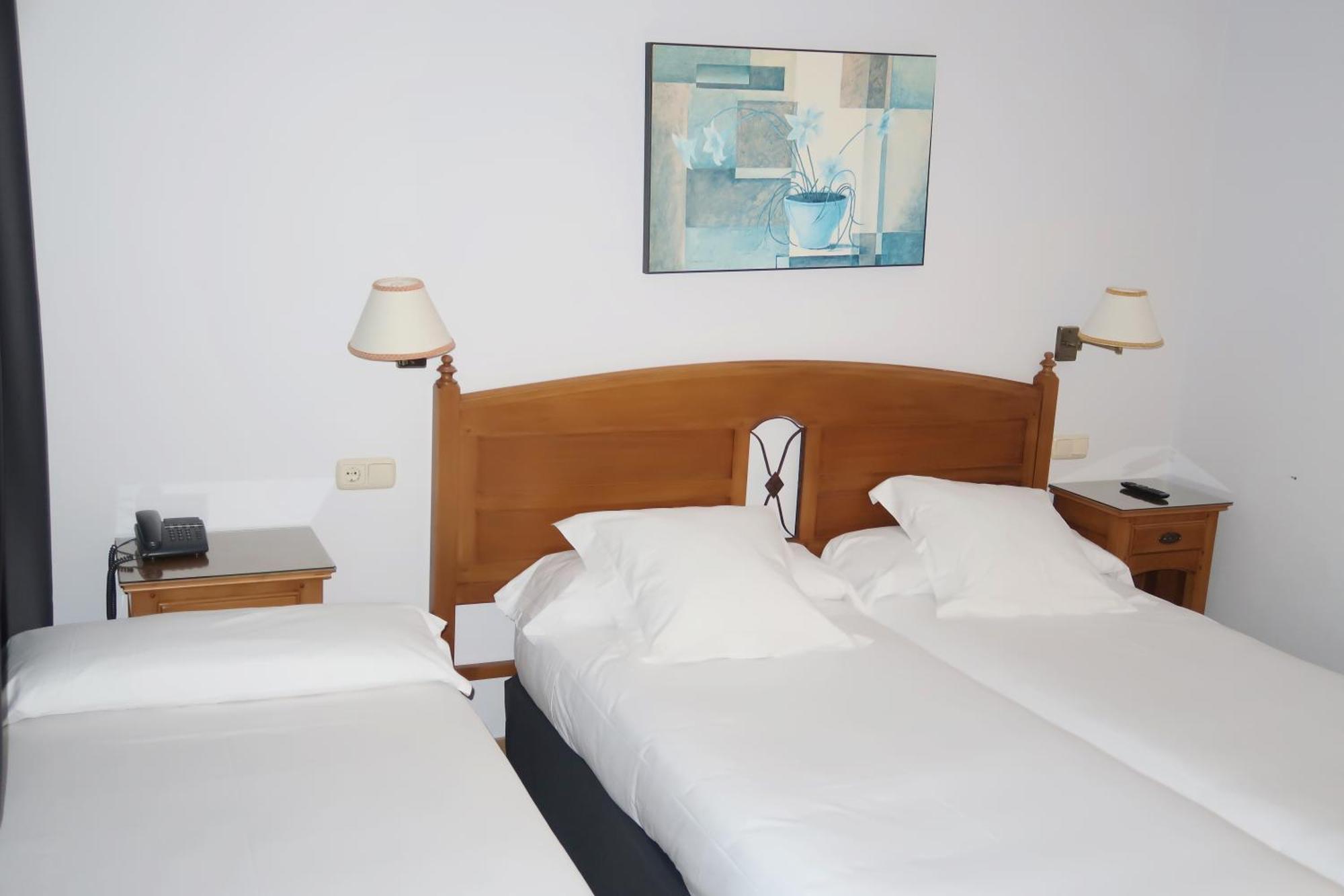 Hotel Gudamendi San Sebastian Bagian luar foto